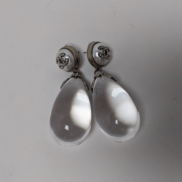 SOLD Chanel Clear Resin Teardrop Earrings - Picture 6 of 6